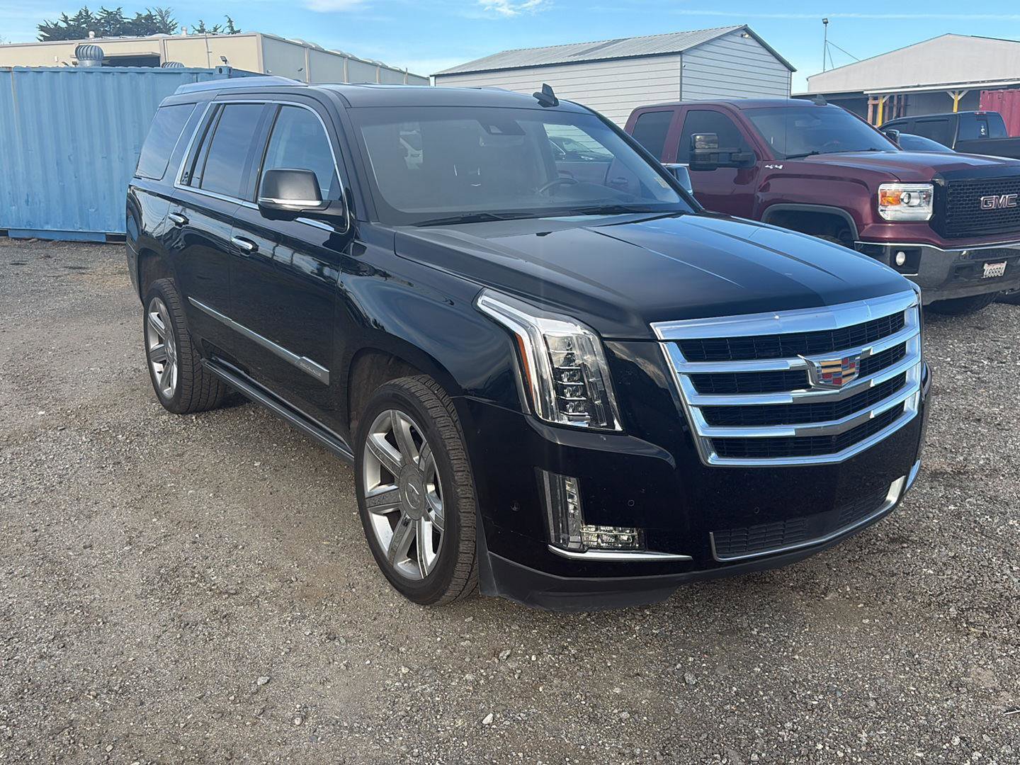 Used 2017 Cadillac Escalade Premium Luxury image 5