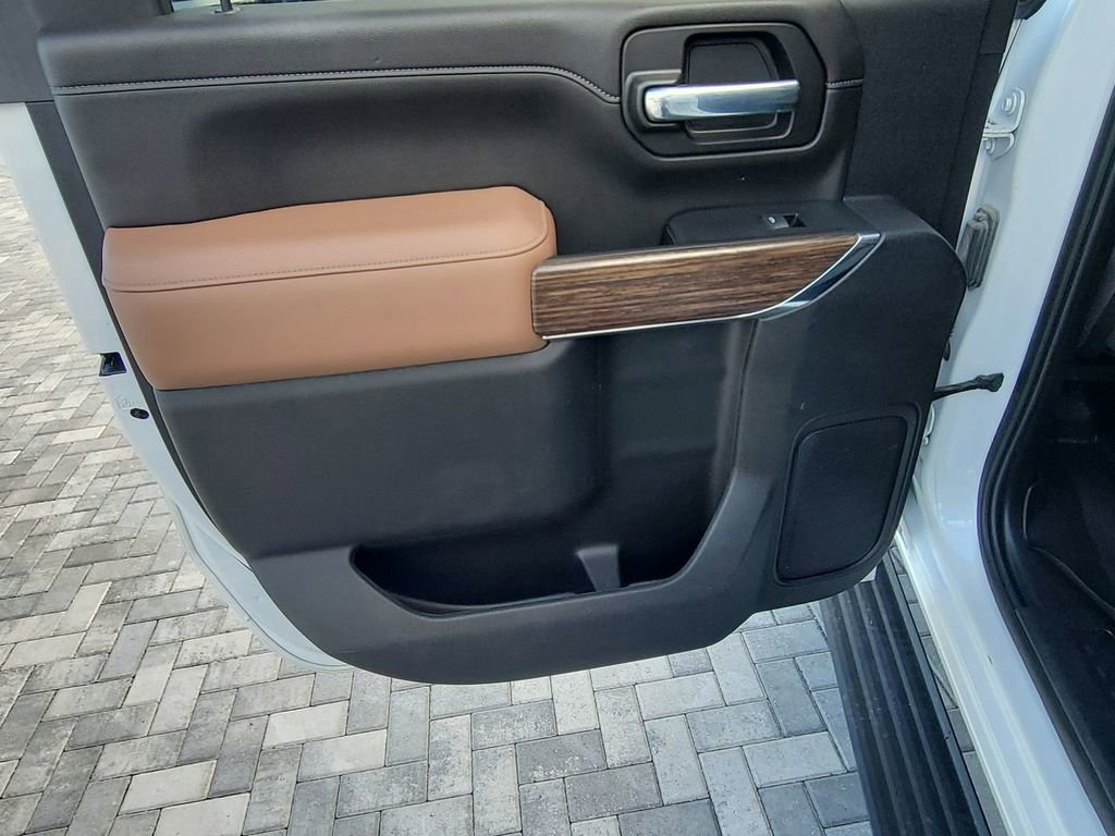 Used 2022 Chevrolet Silverado 3500 High Country AWD/4WD image 22