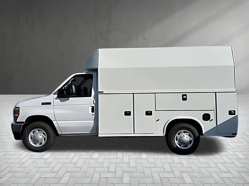 New 2026 Ford E-350 and Econoline 350 Super Duty w/ Power Equipment Group image 4