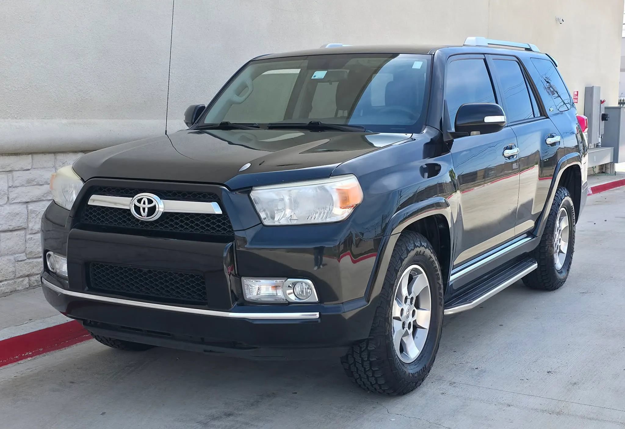 Used 2012 Toyota 4Runner SR5 image 7