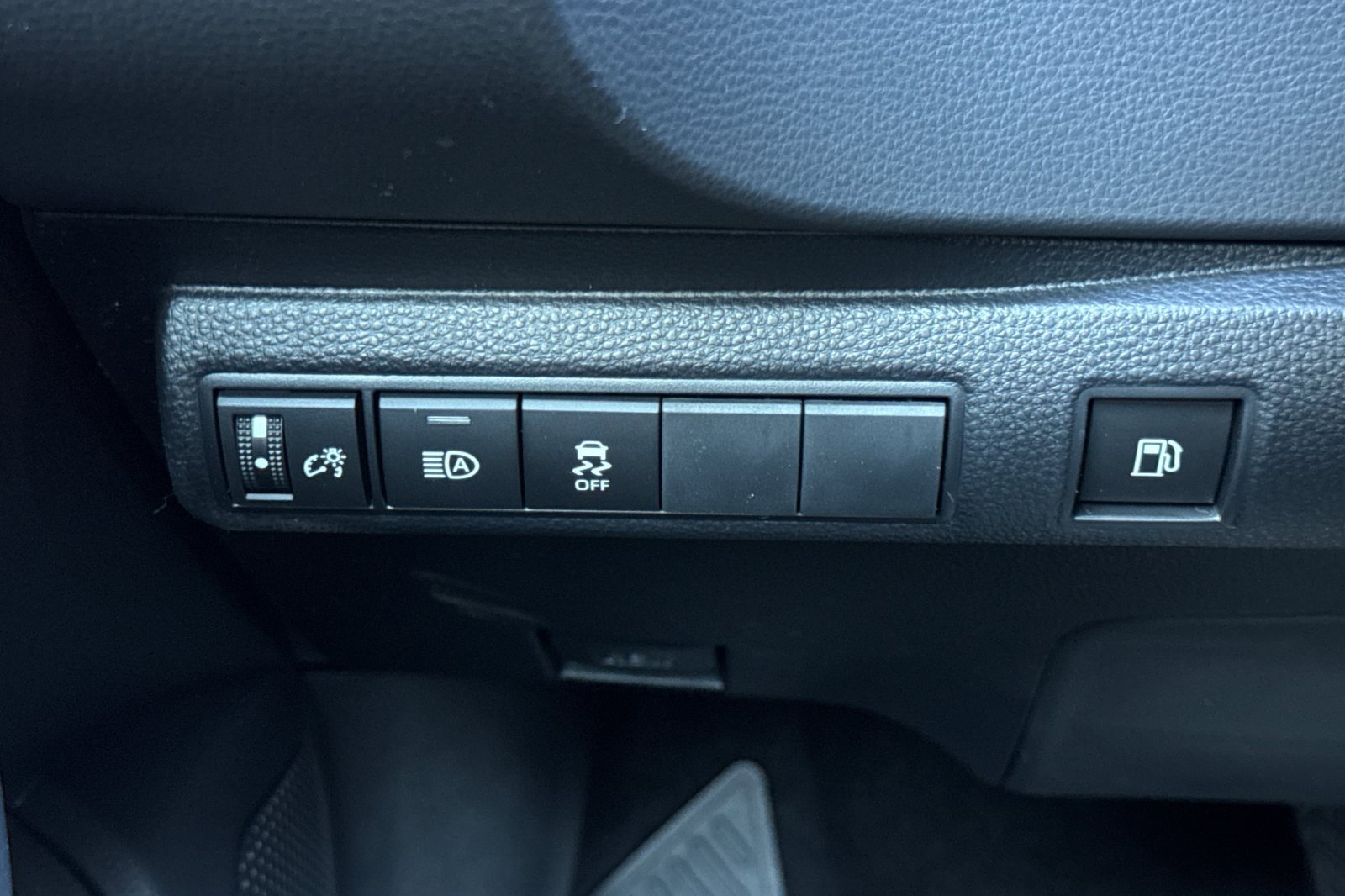 New 2026 Toyota Corolla SE image 28