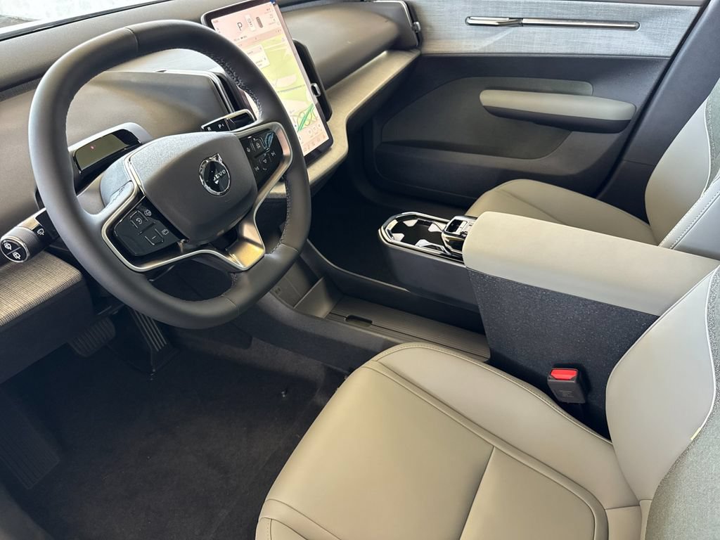 New 2026 Volvo EX30 Cross Country Ultra w/ Protection Package Premier AWD/4WD image 9