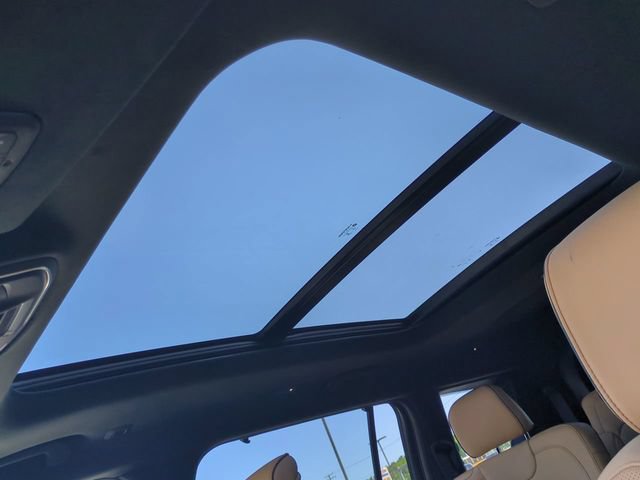 New 2026 Jeep Grand Cherokee L Summit AWD/4WD image 20