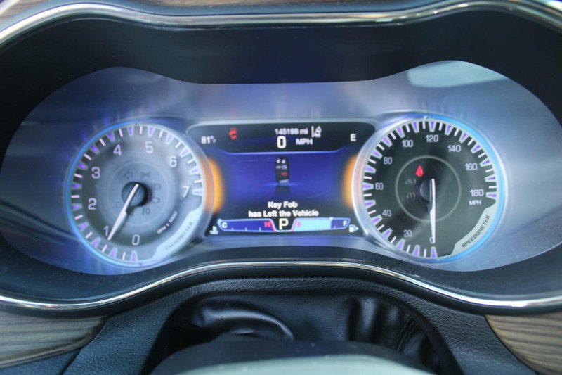 Used 2015 Chrysler 200 C w/ Safetytec Group image 19