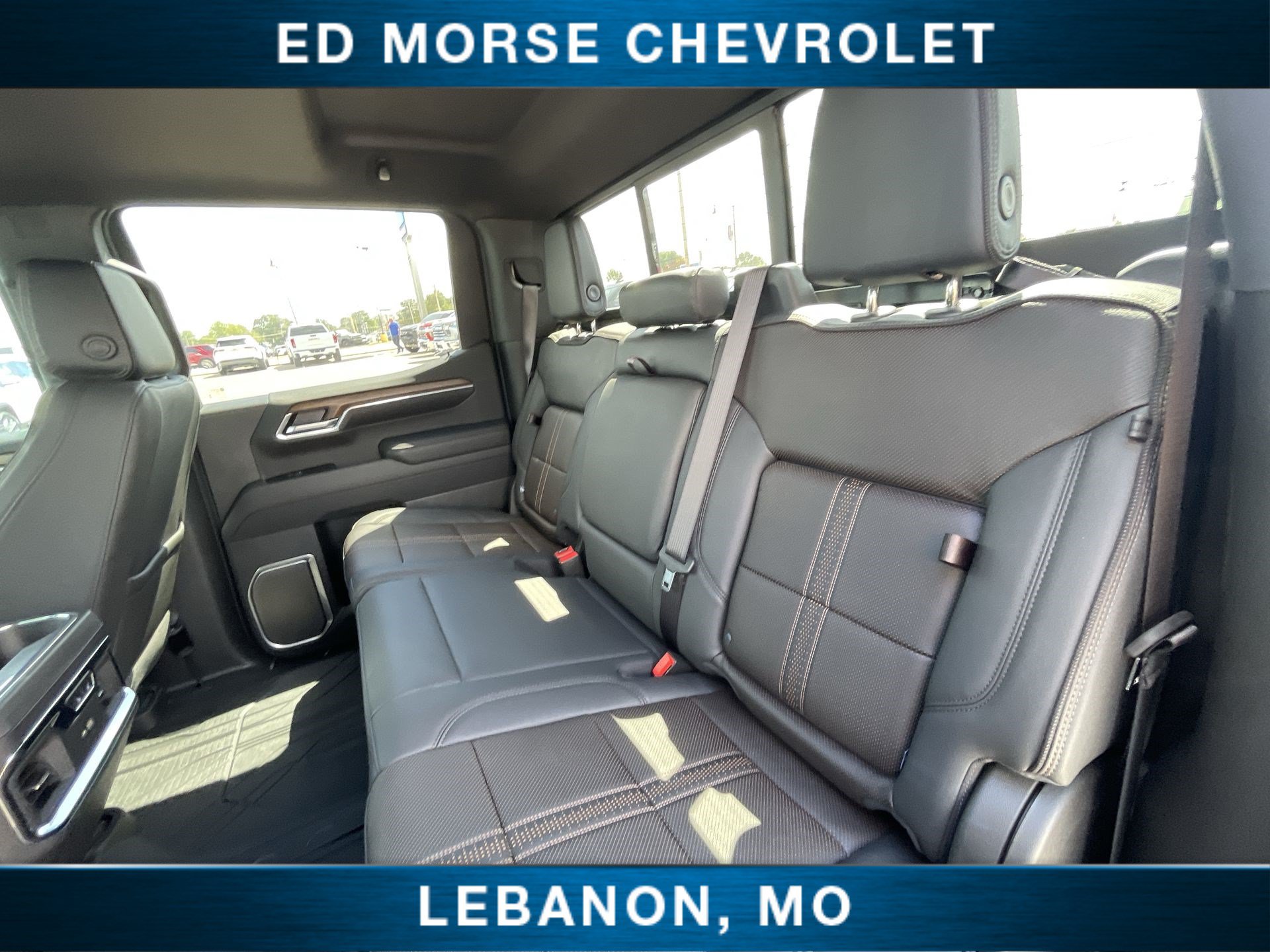 New 2026 Chevrolet Silverado 1500 High Country w/ High Country Premium Package AWD/4WD image 24