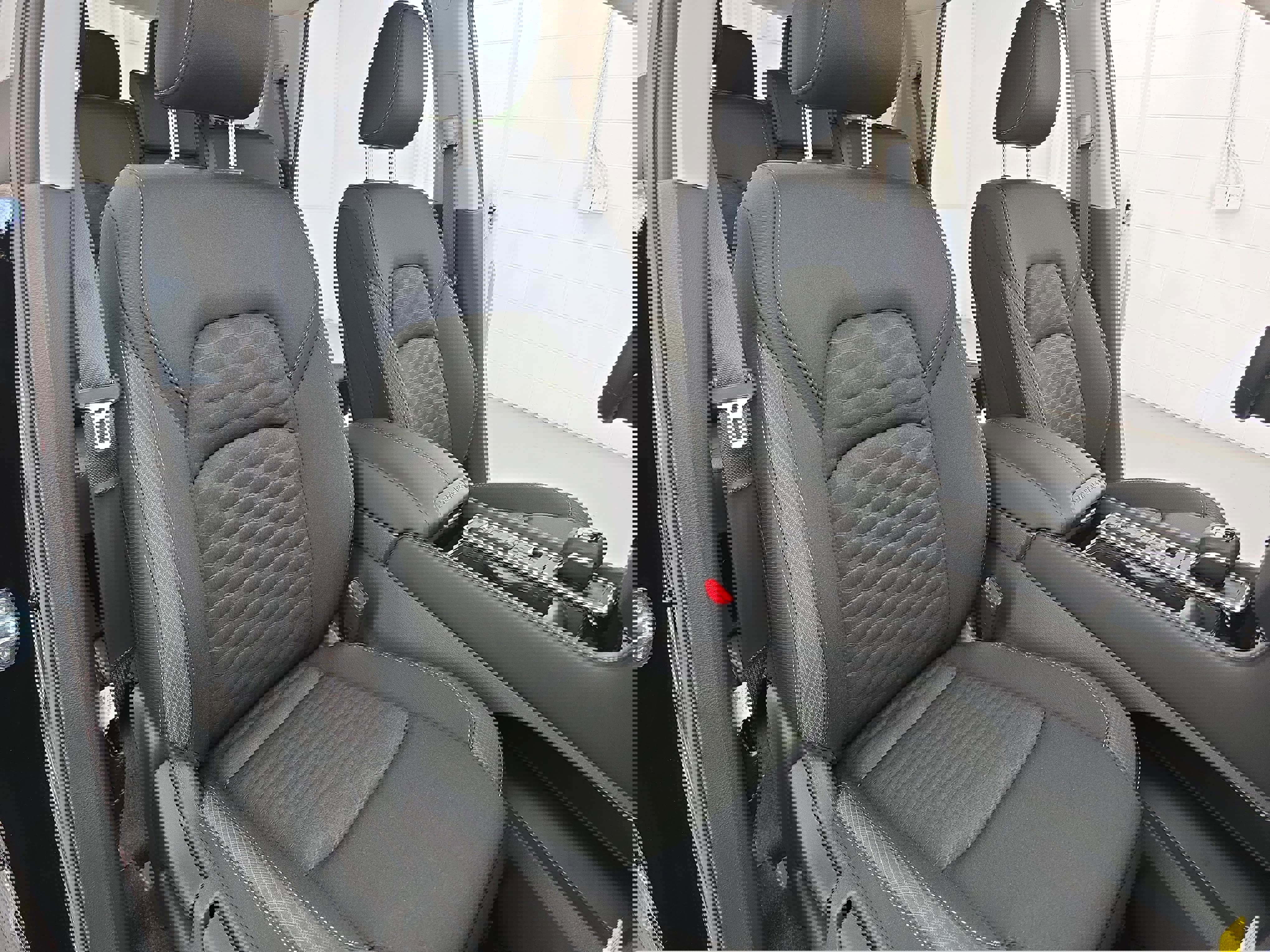 New 2026 Nissan Pathfinder SV image 10