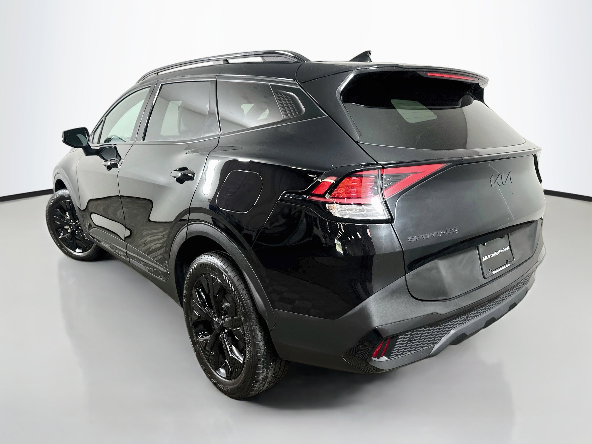 Certified 2025 Kia Sportage X-Line w/ Premium Package AWD/4WD image 5