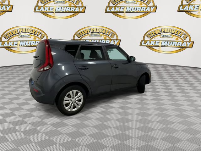 Used 2021 Kia Soul LX FWD image 3