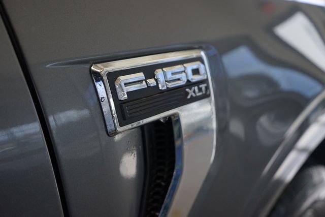 Used 2022 Ford F150 XLT w/ Trailer Tow Package image 16