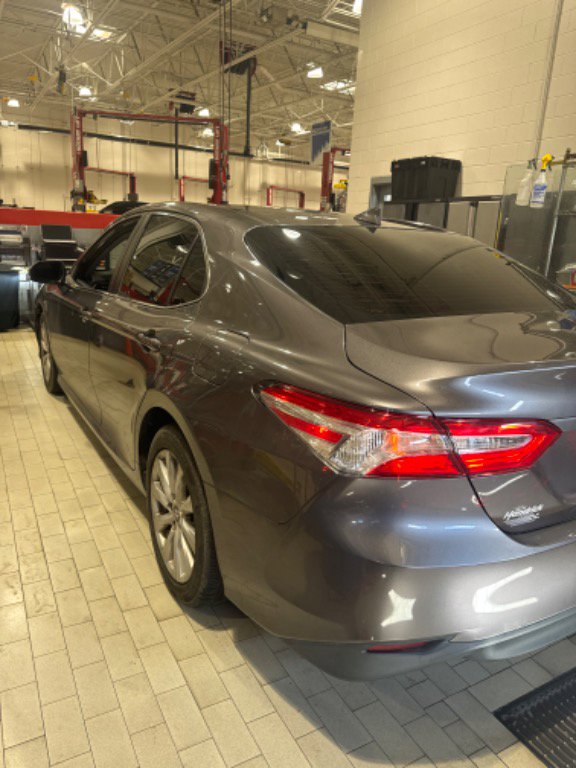 Used 2019 Toyota Camry LE image 8