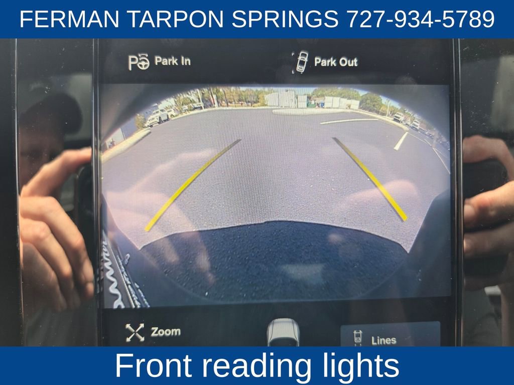 Used 2020 Volvo XC40 T4 R-Design w/ Protection Package Premier image 27