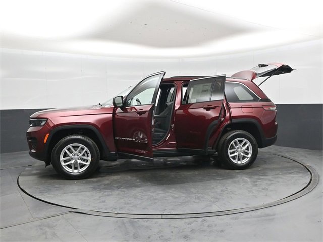 New 2025 Jeep Grand Cherokee Laredo image 49