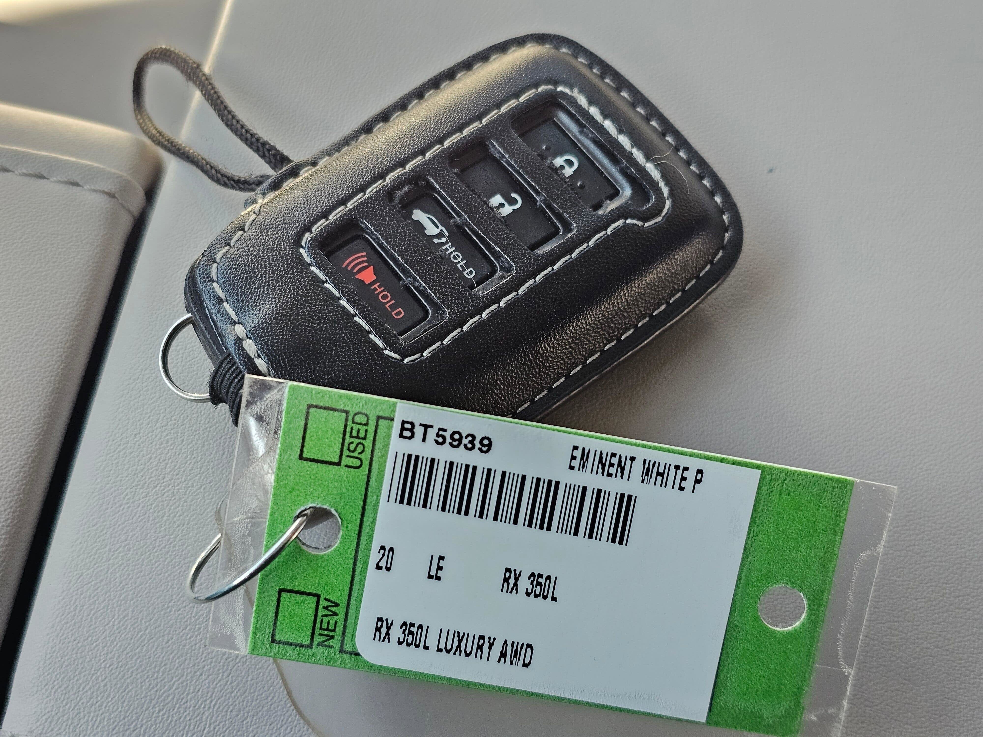 Used 2020 Lexus RX 350L Luxury w/ Accessory Package image 33