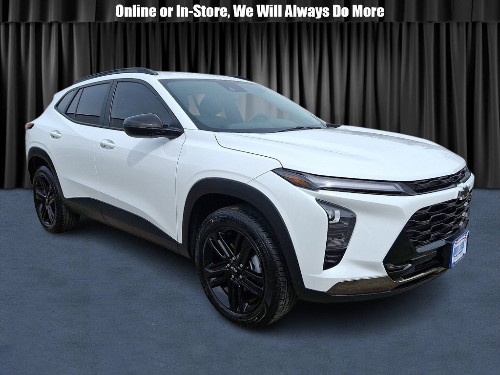 Certified 2024 Chevrolet Trax ACTIV w/ Driver Confidence Package image 1