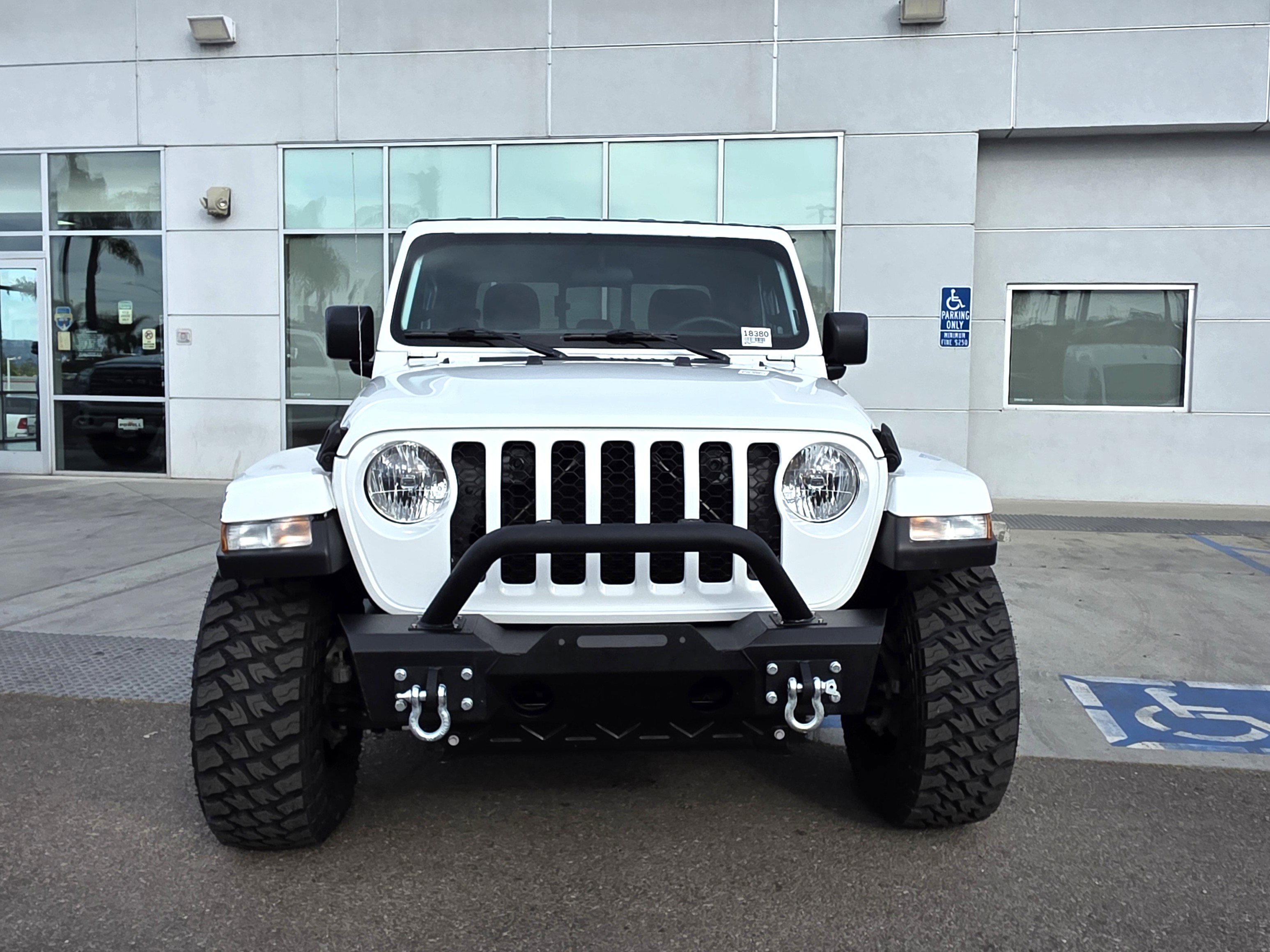 Certified 2023 Jeep Gladiator Sport image 7