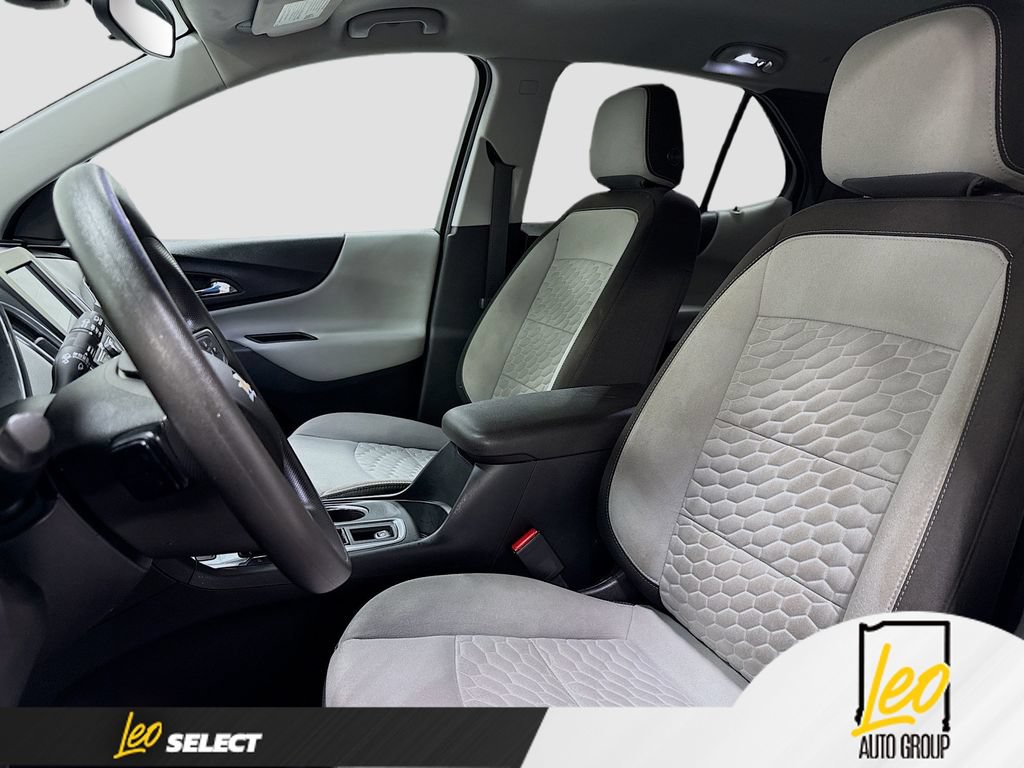 Used 2020 Chevrolet Equinox LS w/ LS Convenience Package AWD/4WD image 22