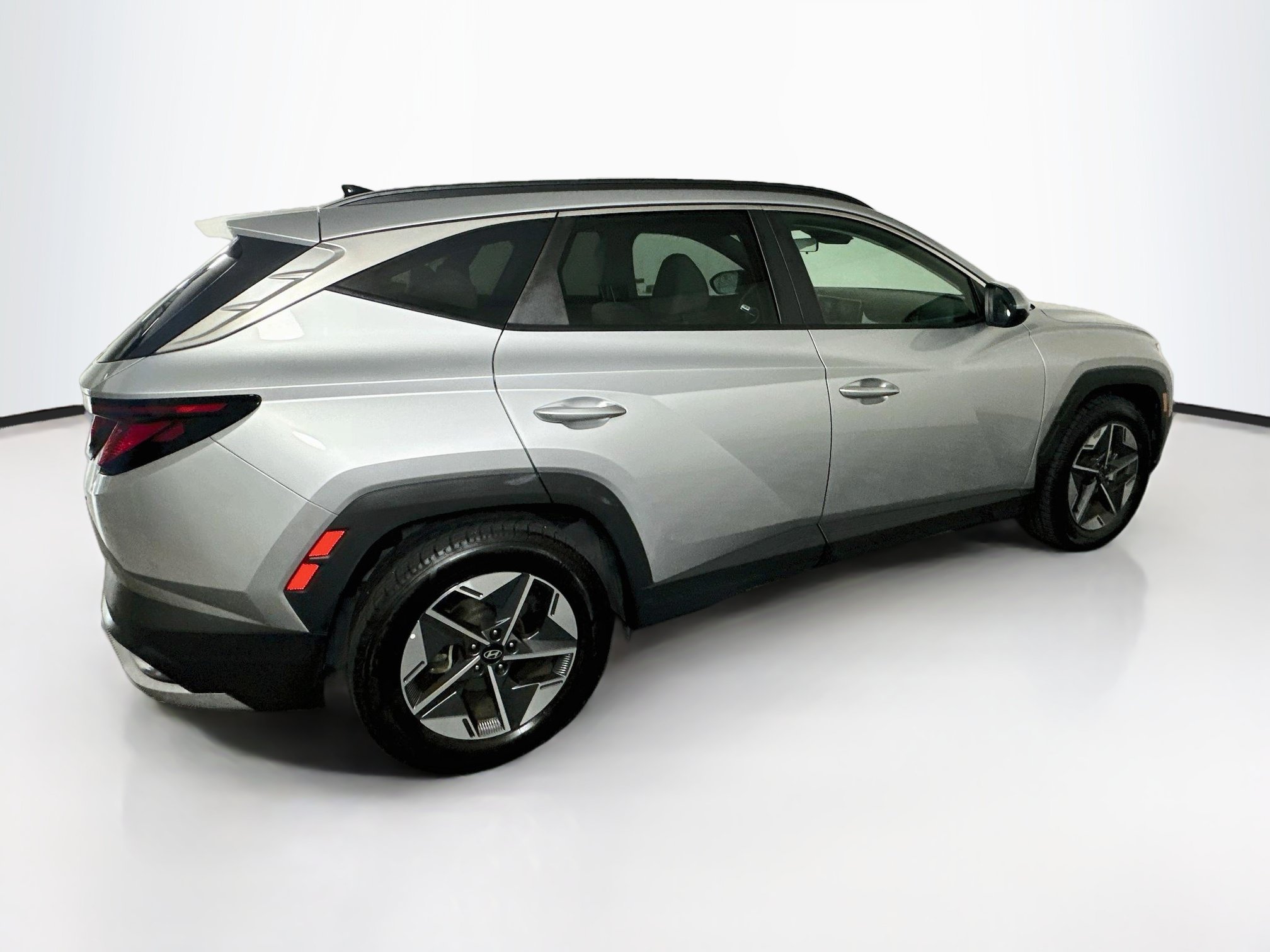 Used 2025 Hyundai Tucson SEL FWD image 10