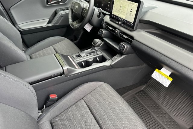 New 2026 Toyota RAV4 SE w/ Weather Package AWD/4WD image 18