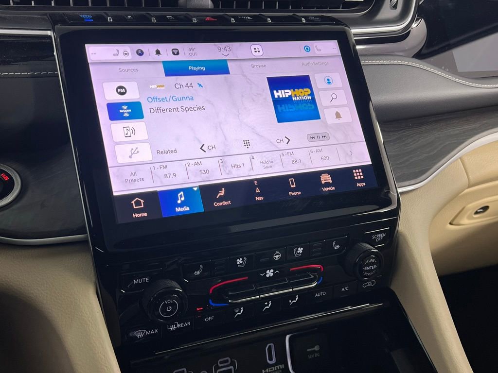 Used 2022 Jeep Grand Cherokee Limited 4xe w/ Luxury Tech Group II image 18