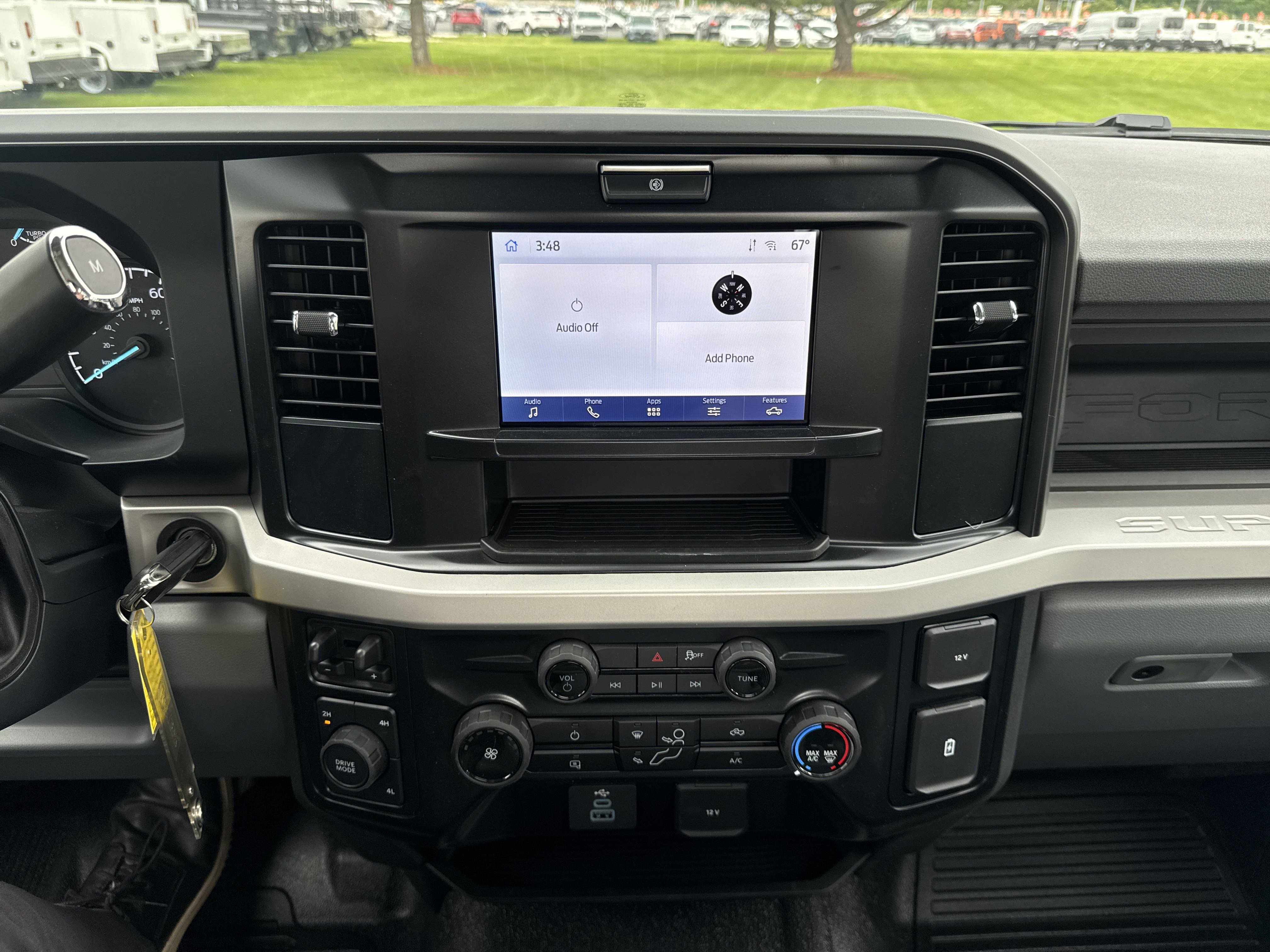 New 2025 Ford F450 XL w/ XL Chrome Package image 10