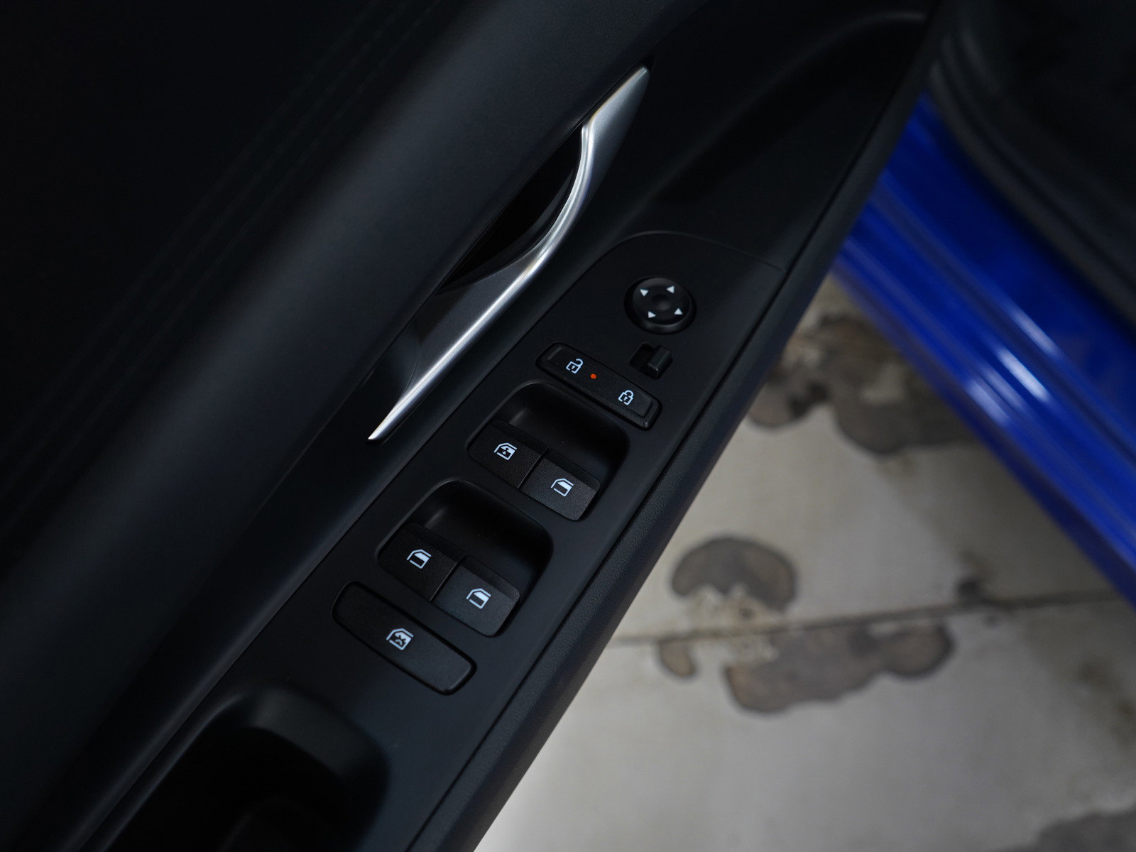 Certified 2025 Hyundai Elantra Blue image 19