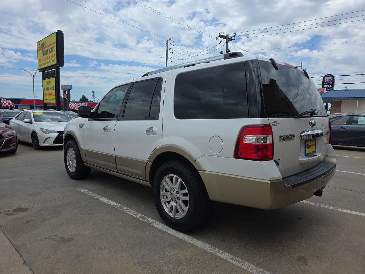 Used 2014 Ford Expedition King Ranch RWD image 7