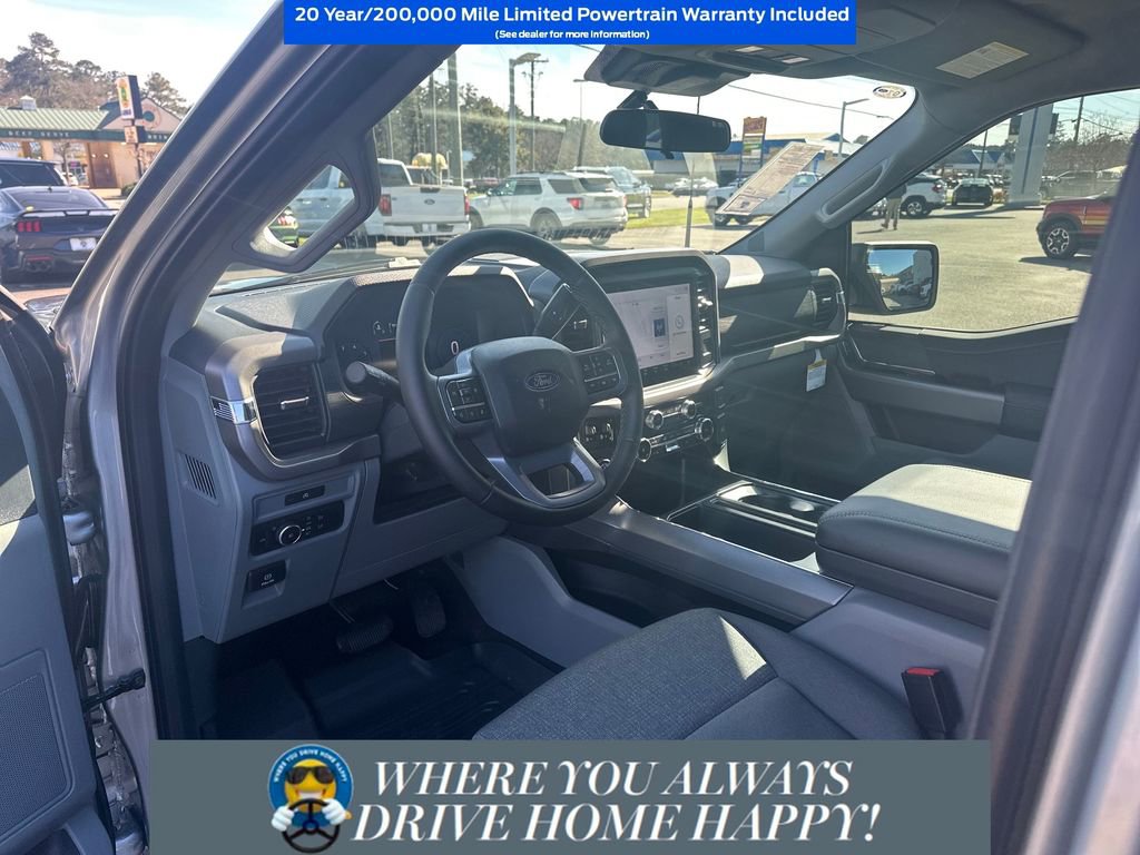 New 2025 Ford F150 XLT w/ Equipment Group 301A Standard image 9