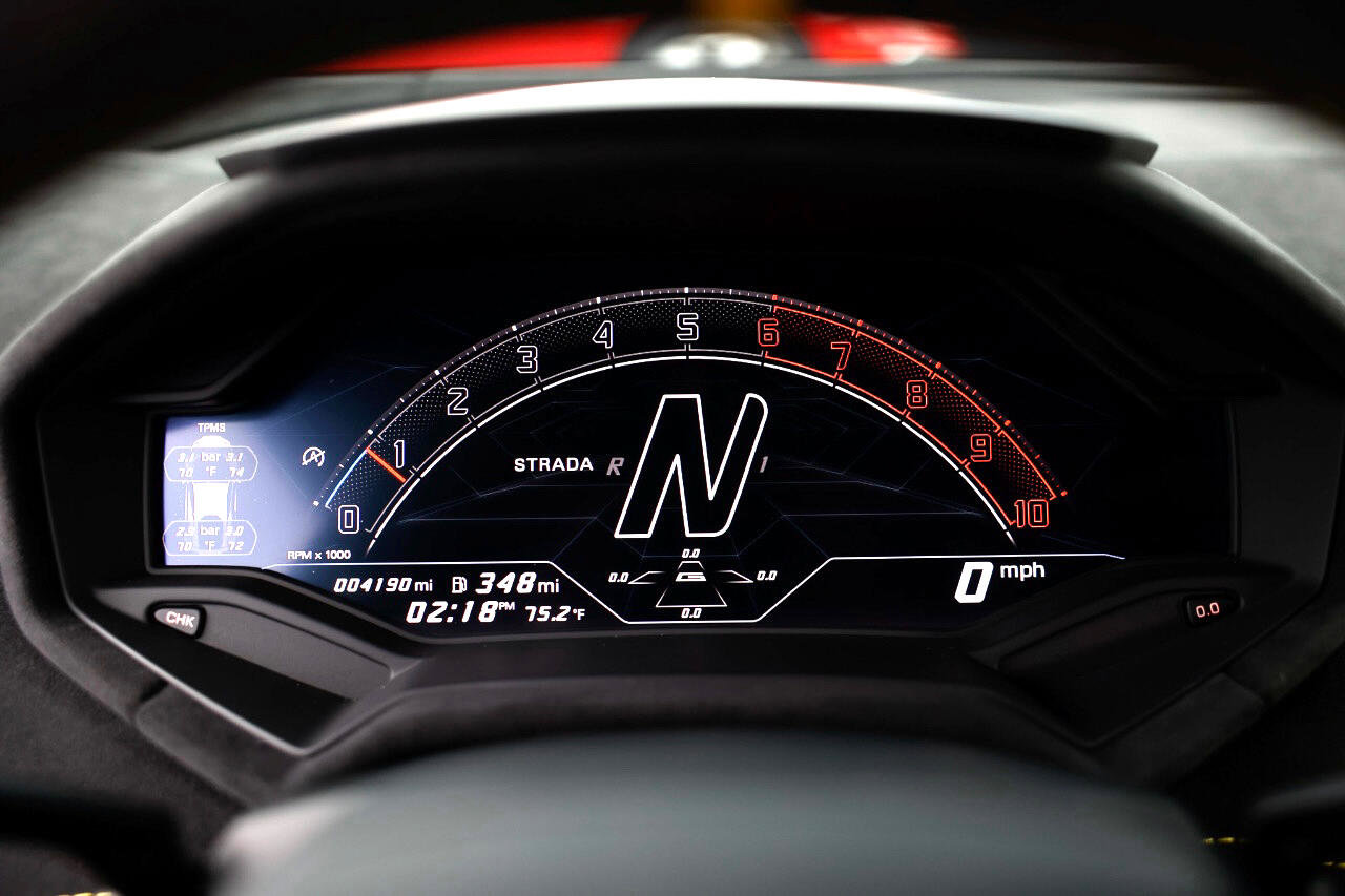 Used 2023 Lamborghini Huracan Tecnica image 29