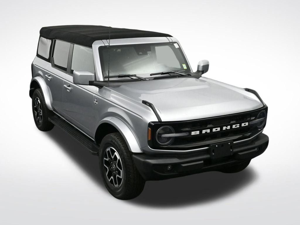 Used 2024 Ford Bronco Outer Banks image 24