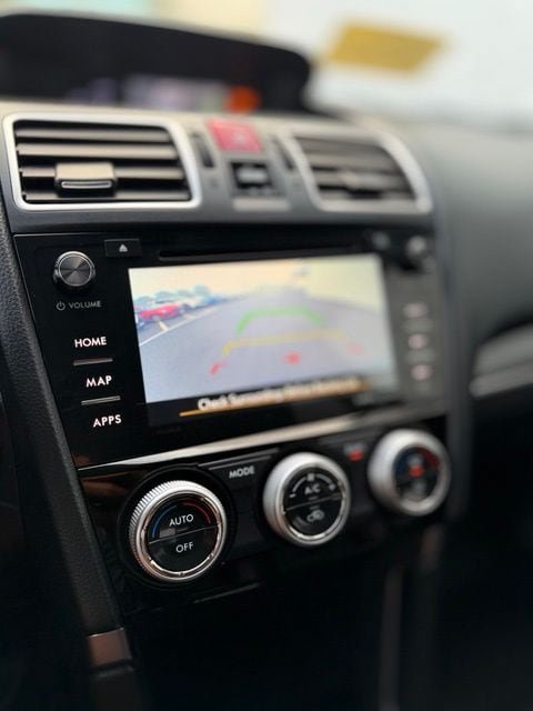 Used 2018 Subaru Forester 2.5i Touring AWD/4WD image 11