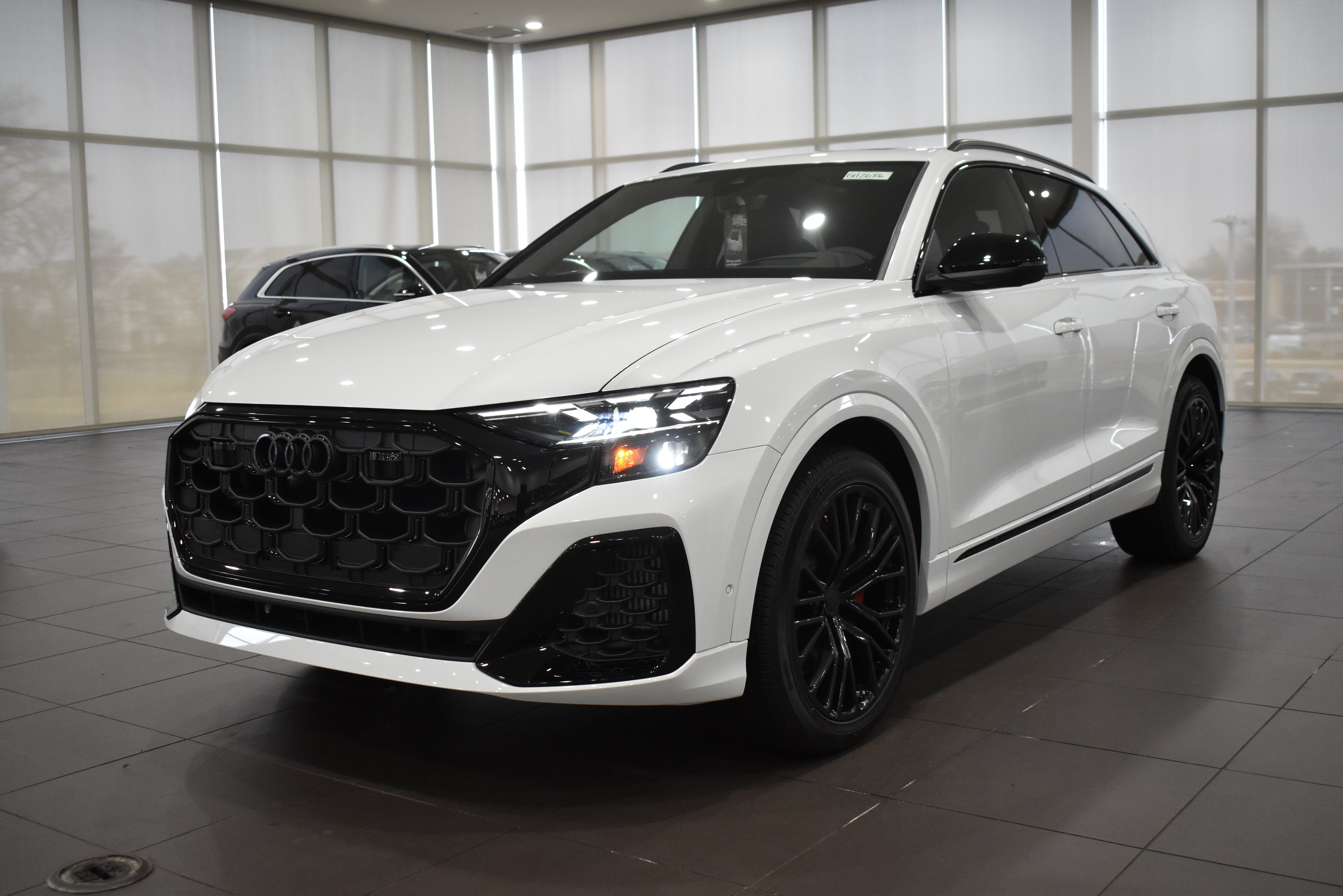 New 2026 Audi SQ8 Prestige AWD/4WD image 7