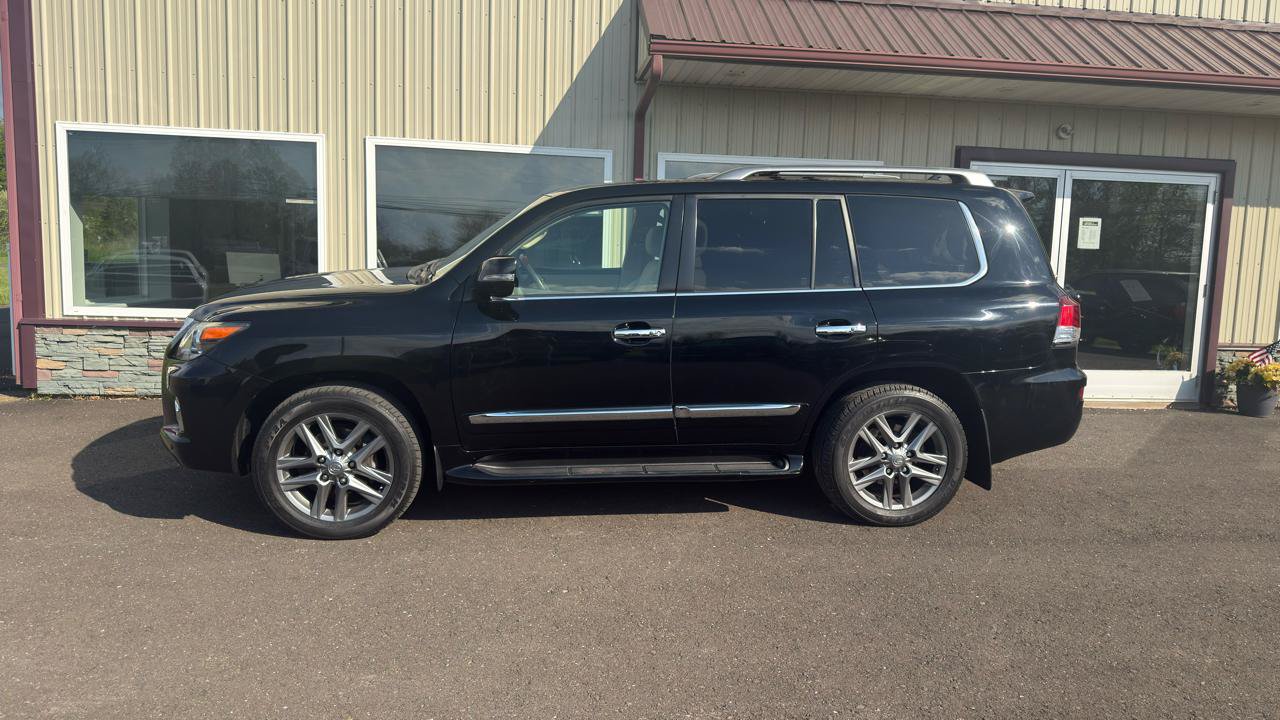 Used 2013 Lexus LX 570 4WD image 45
