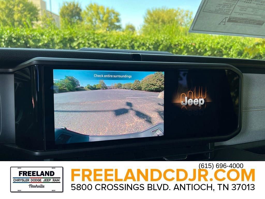New 2025 Jeep Gladiator Sport AWD/4WD image 22