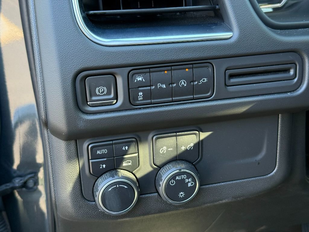 Used 2021 Chevrolet Tahoe LT w/ LT Signature Plus Package image 22