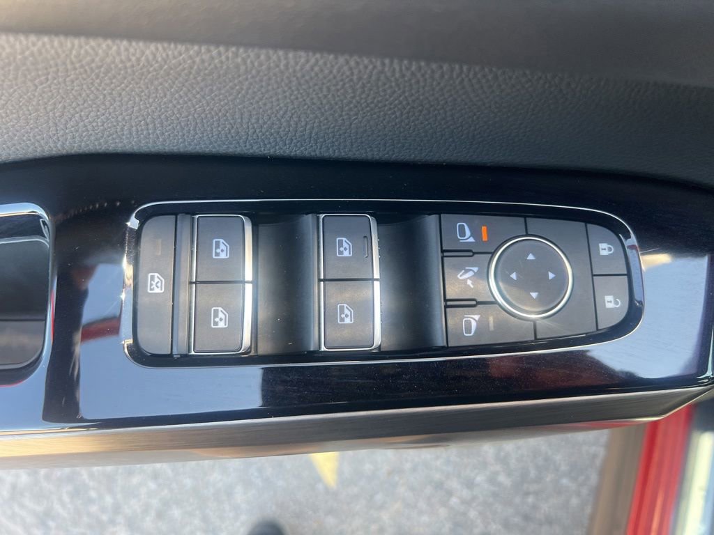 Certified 2024 Nissan Pathfinder Platinum w/ Cargo Package AWD/4WD image 50