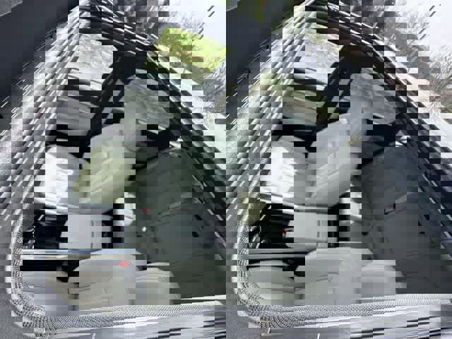 Used 2024 Audi Q8 e-tron Premium Plus image 6