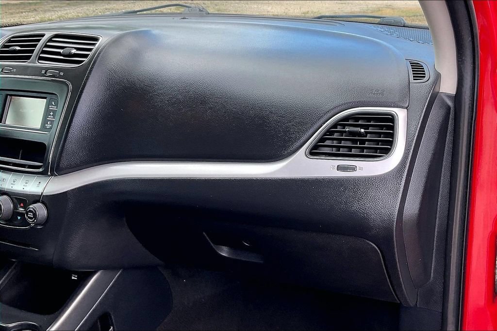 Used 2017 Dodge Journey SE w/ Flexible Seating Group FWD image 22