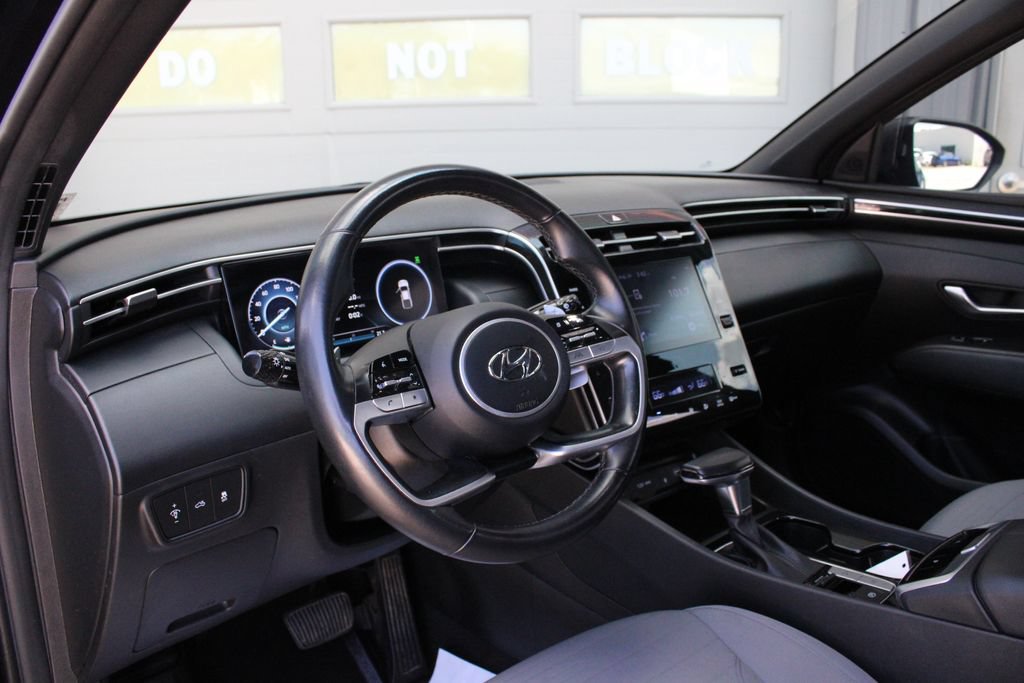 Used 2022 Hyundai Santa Cruz SEL Premium AWD/4WD image 2