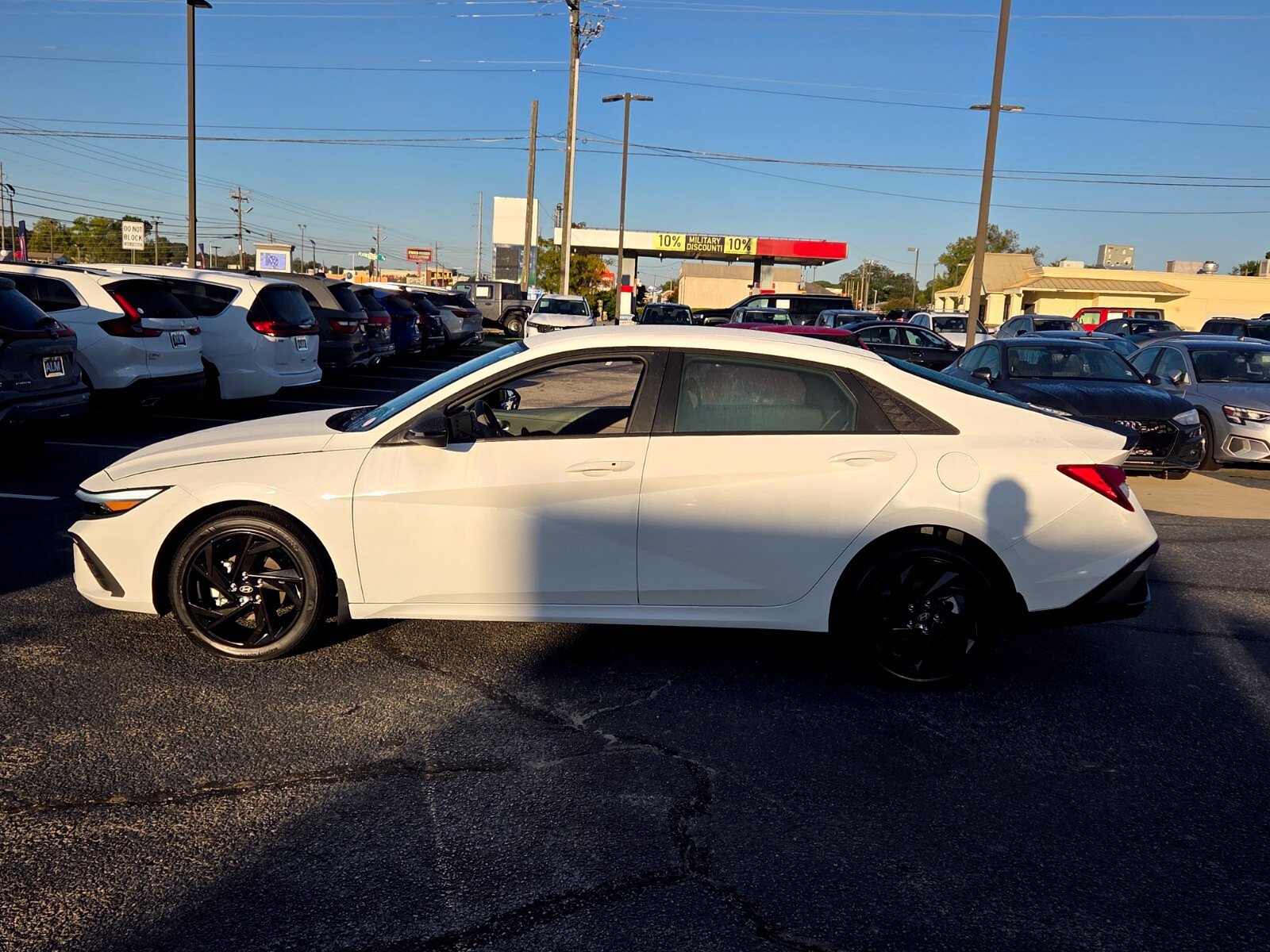Certified 2026 Hyundai Elantra Sport FWD image 4