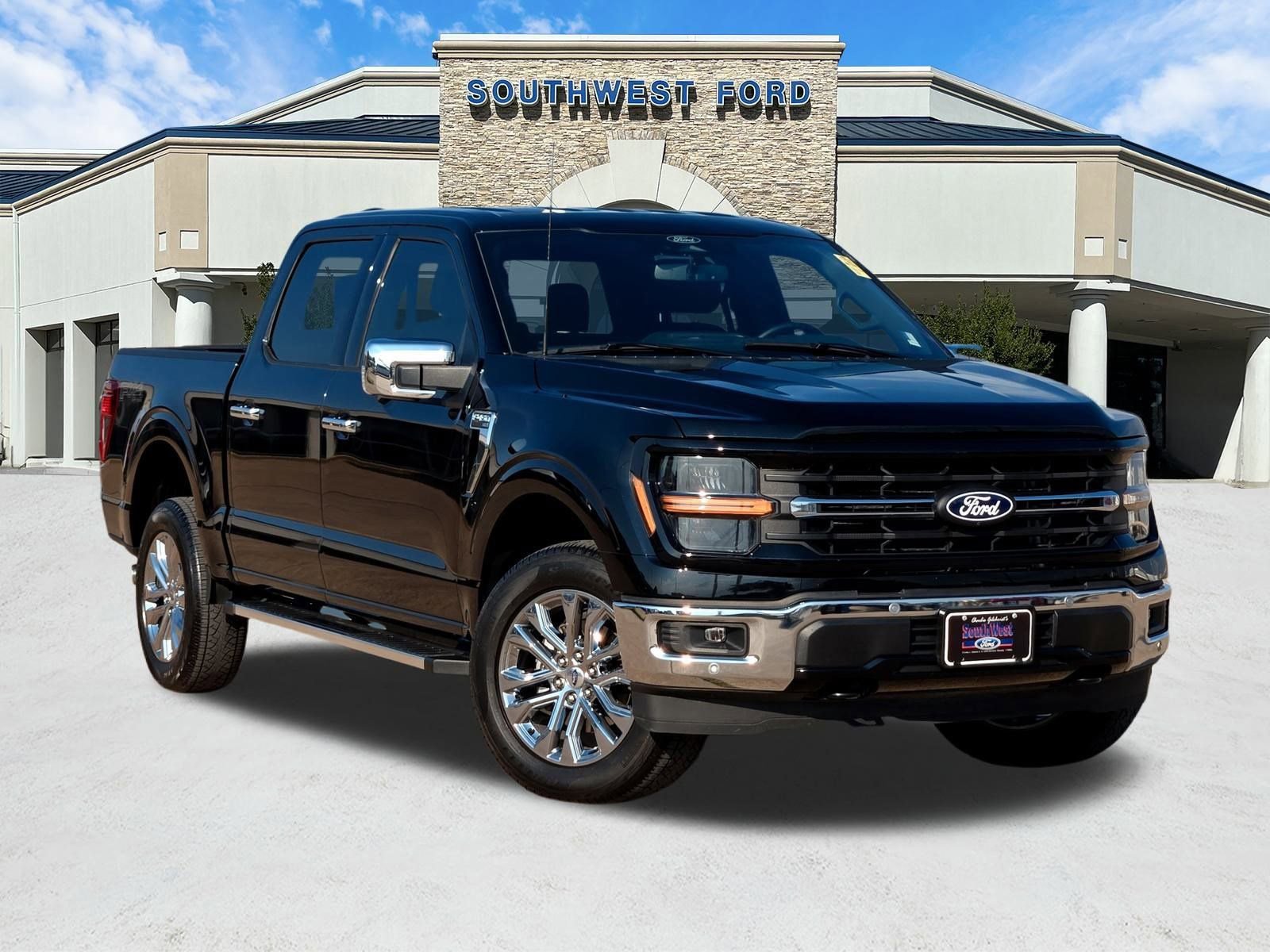 Used 2024 Ford F150 XLT w/ Equipment Group 302A MID