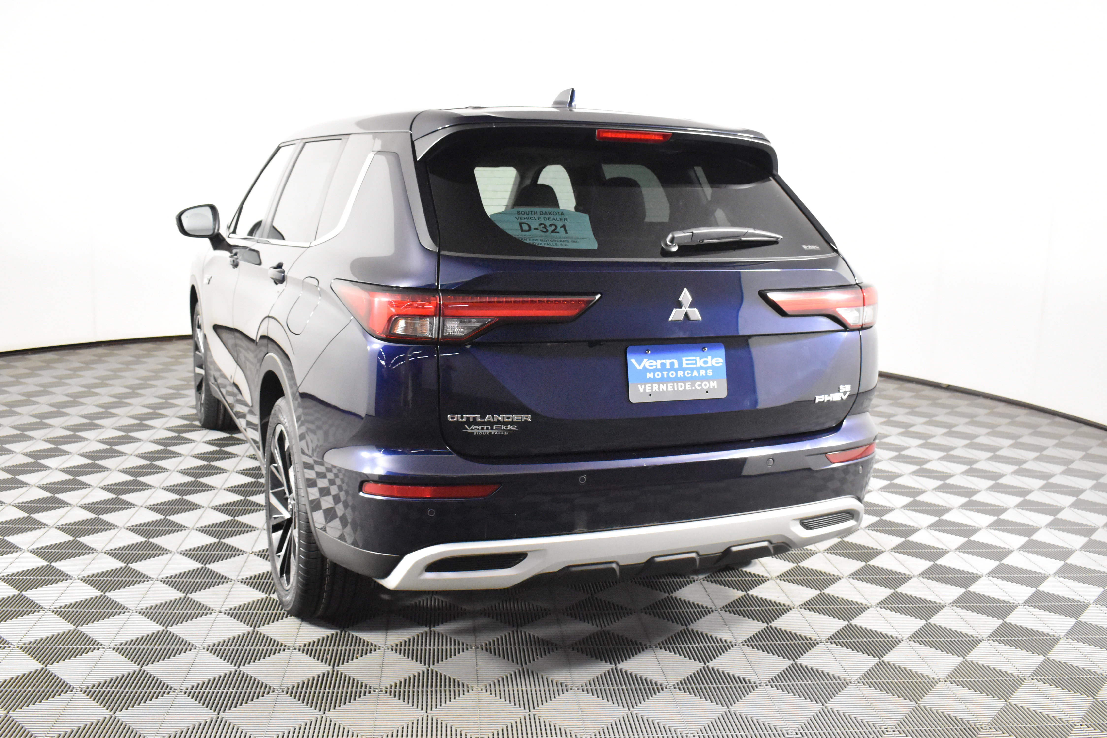 Used 2023 Mitsubishi Outlander SE image 7