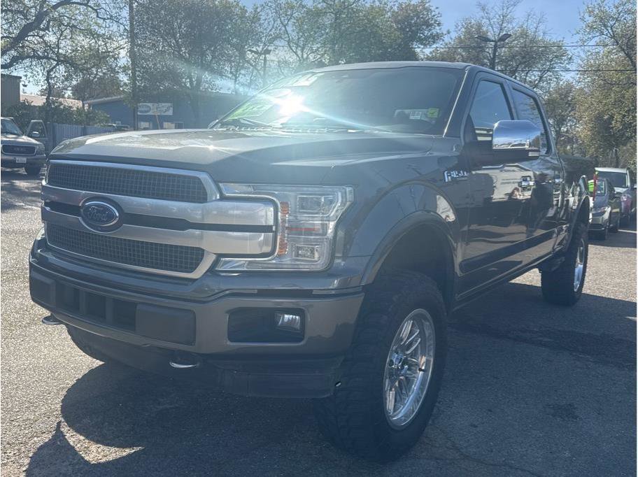 Used 2020 Ford F150 Platinum w/ Equipment Group 701A Luxury image 3