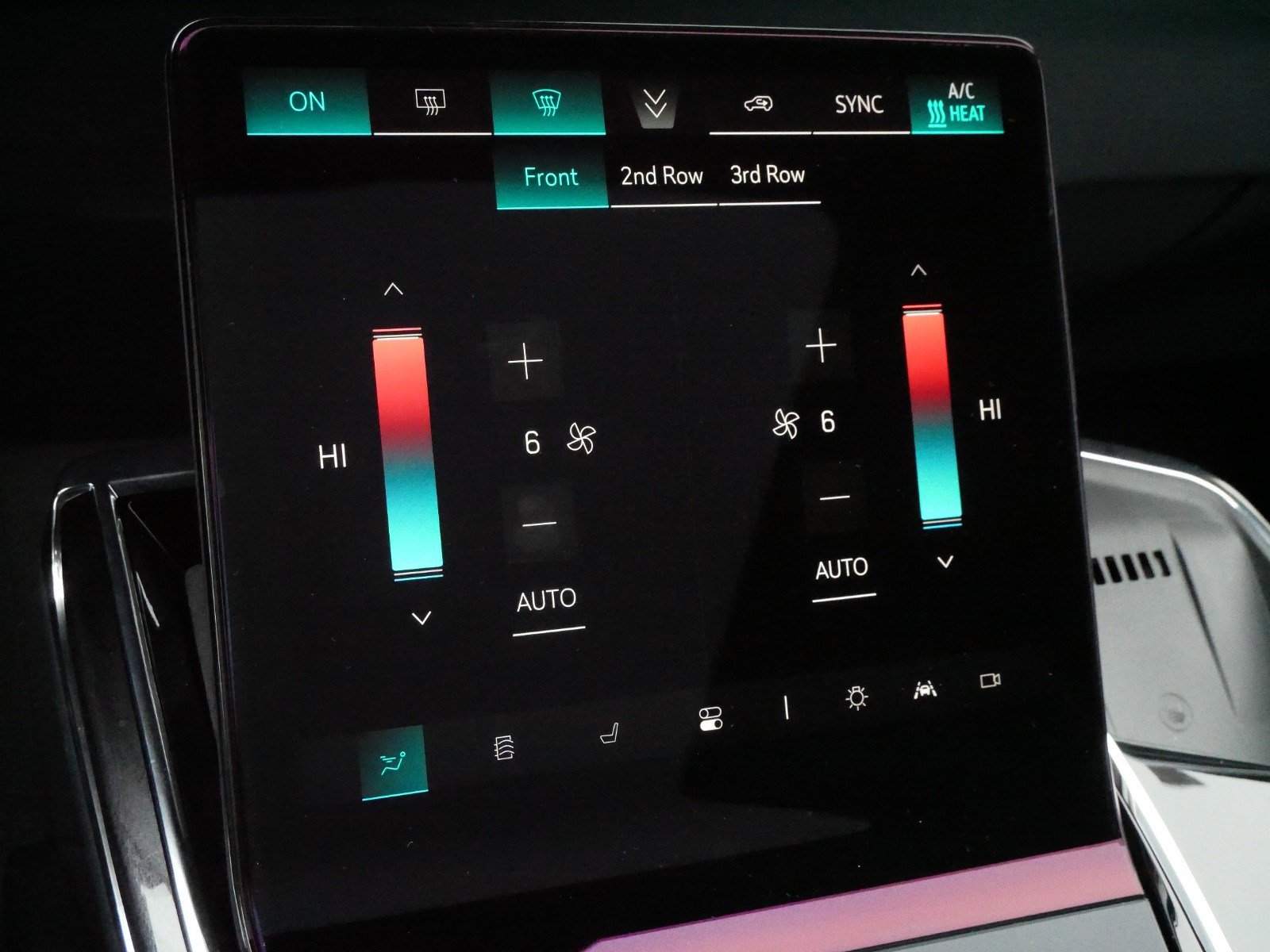 New 2025 Cadillac Escalade IQ Sport 2 image 20