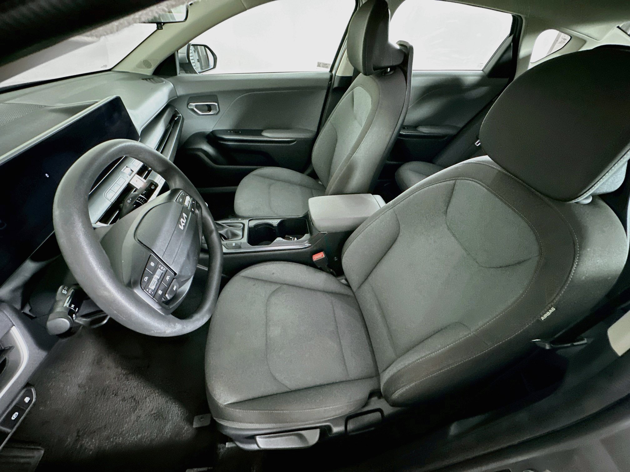 Used 2025 Kia K4 FWD image 13