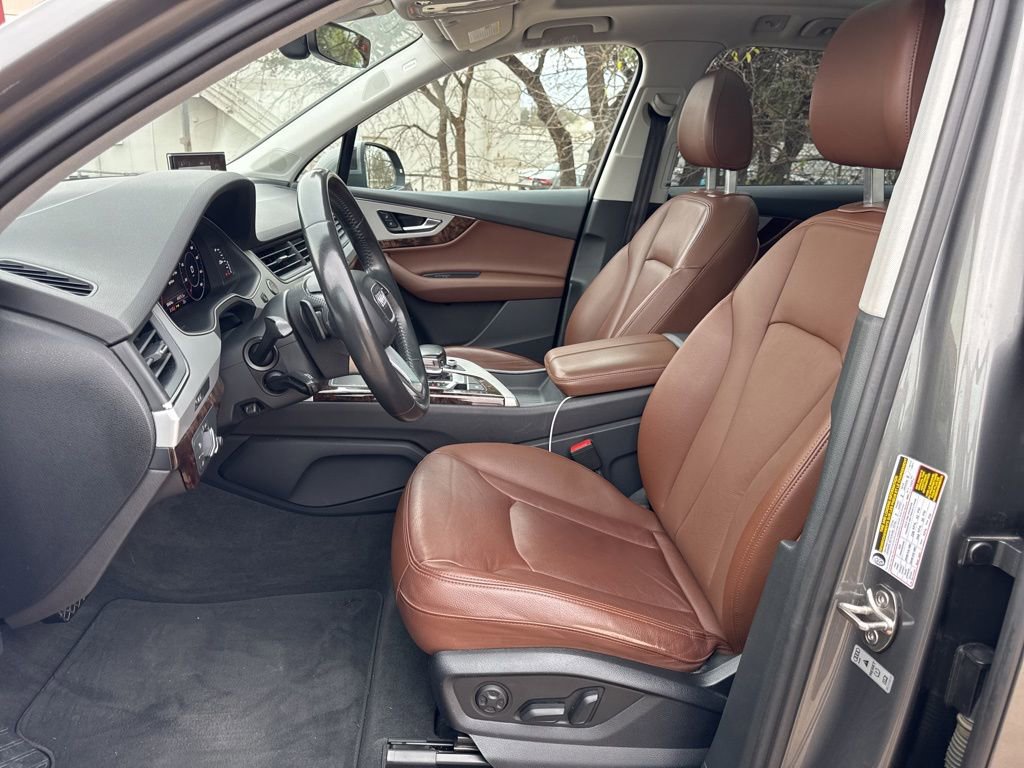 Used 2018 Audi Q7 2.0T Premium Plus w/ Premium Plus Package image 12