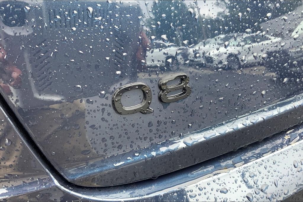 New 2025 Audi Q8 Premium Plus image 15
