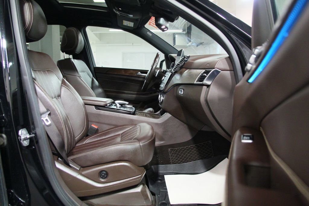 Certified 2019 Mercedes-Benz GLS 450 4MATIC image 21