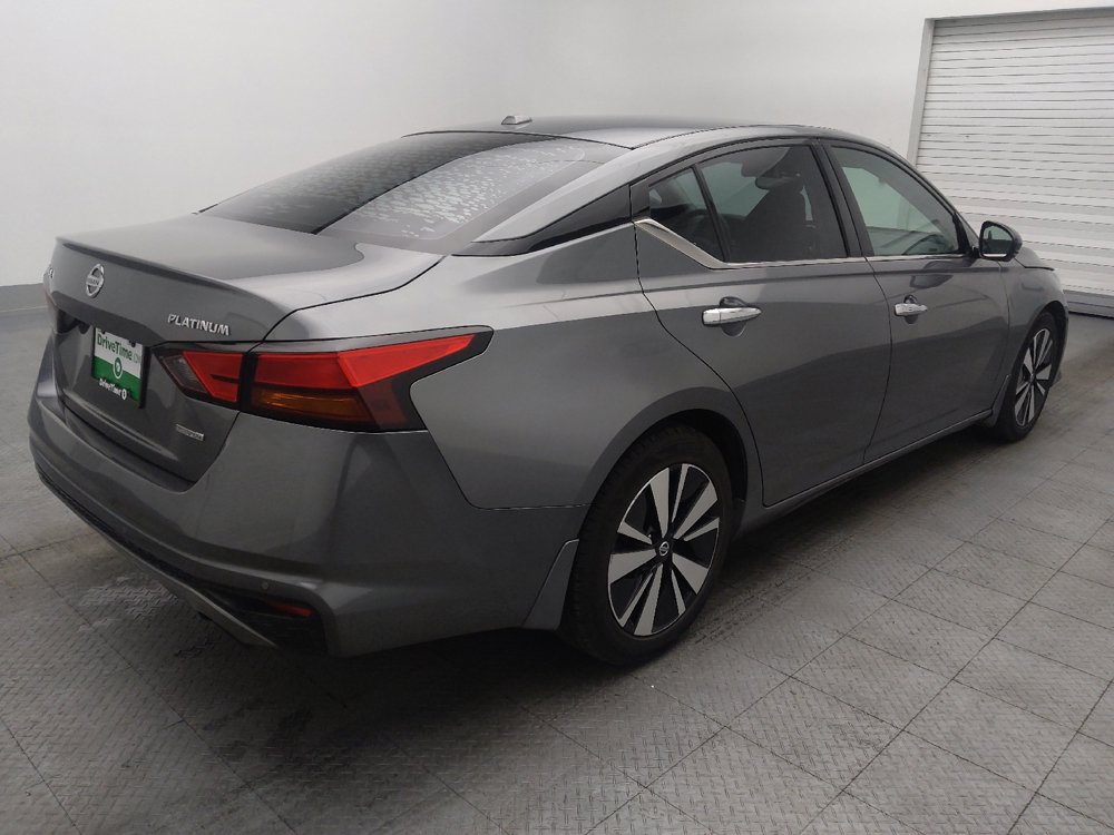 Used 2020 Nissan Altima 2.0 Platinum FWD image 9