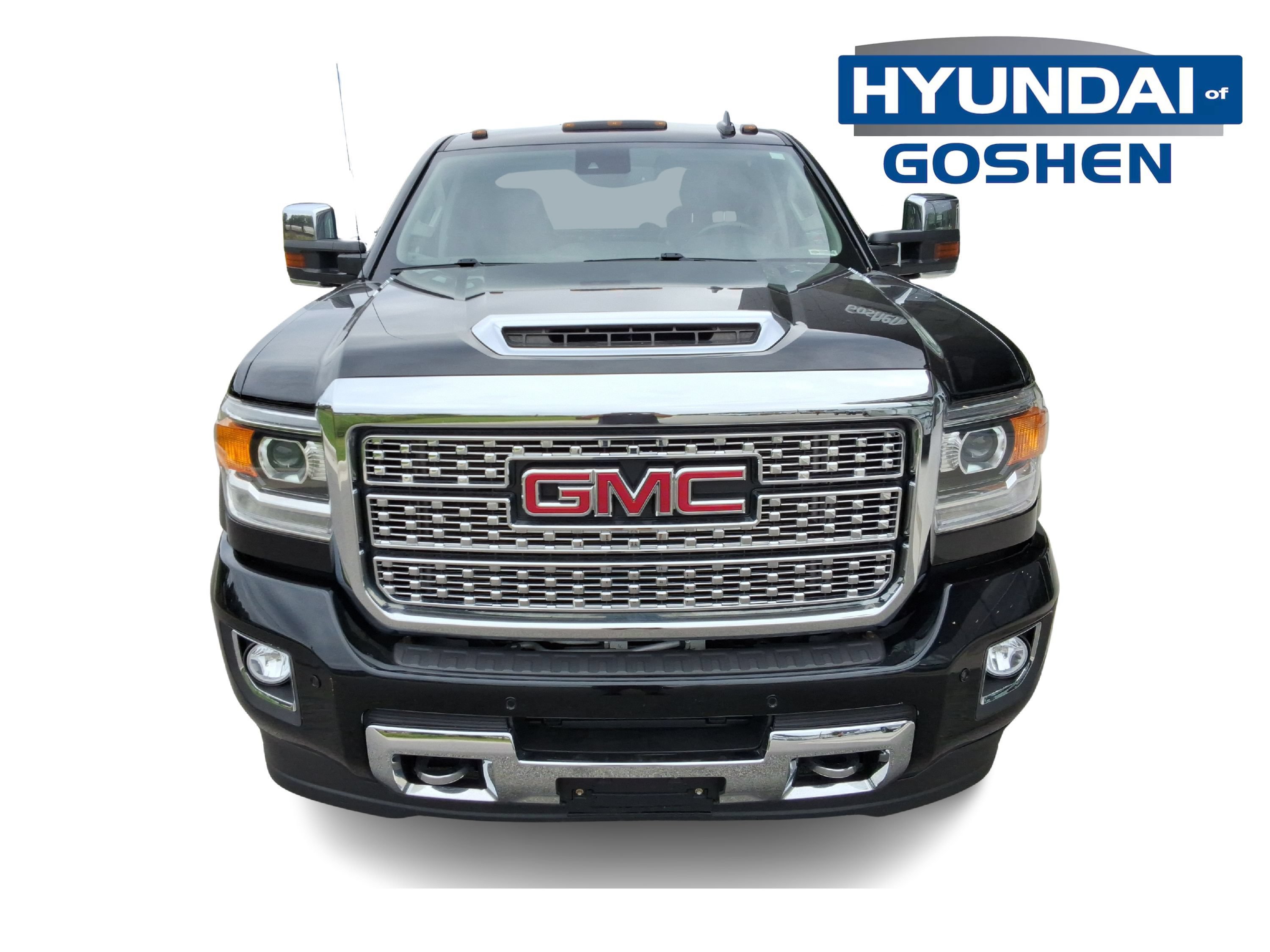 Used 2019 GMC Sierra 2500 Denali w/ Duramax Plus Package AWD/4WD image 2