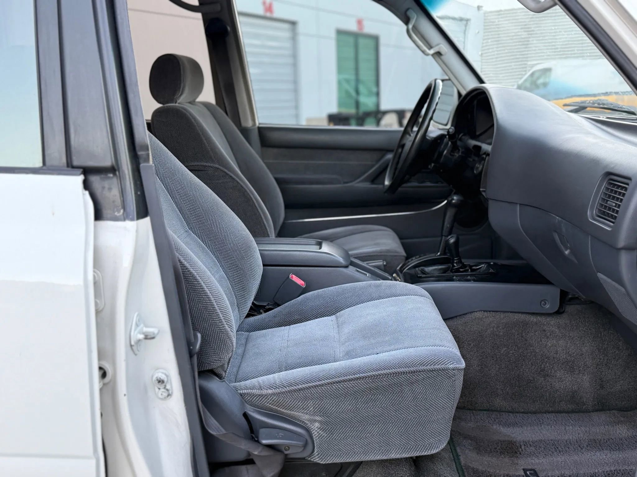 Used 1994 Toyota Land Cruiser image 31